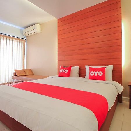 Oyo 307 Baan Udom Hotel กรุงเทพมหานคร ภายนอก รูปภาพ
