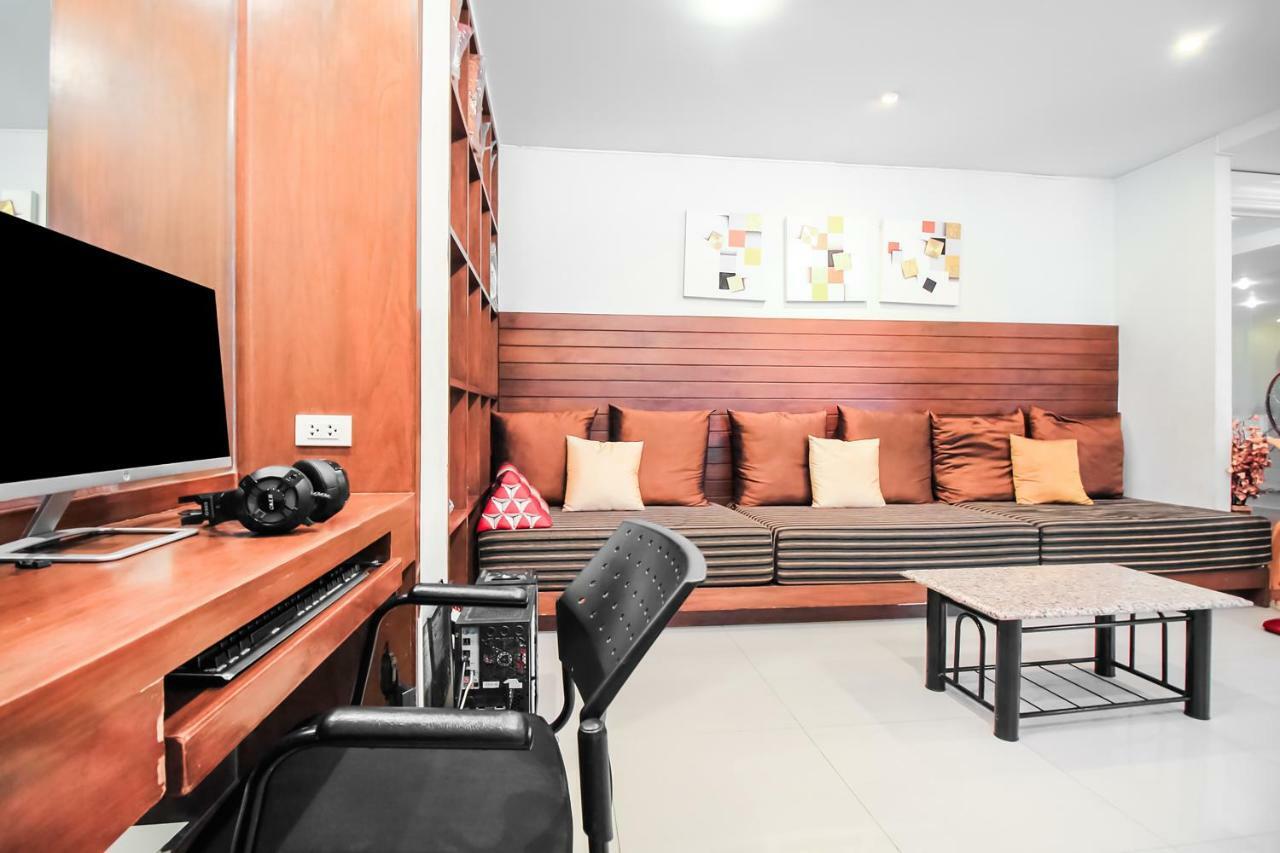 Oyo 307 Baan Udom Hotel กรุงเทพมหานคร ภายนอก รูปภาพ